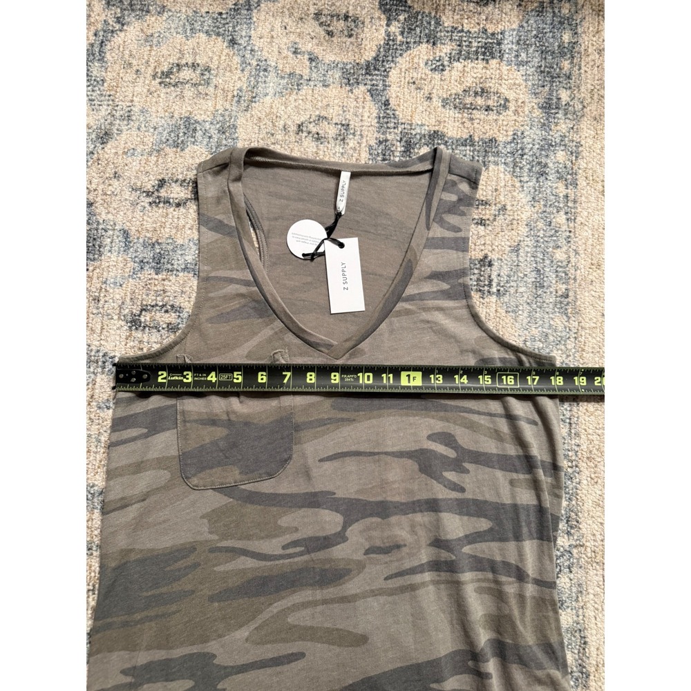 Z SUPPLY The Camo Pocket Racer Tank Top Large NWT - Picture 3 of 4